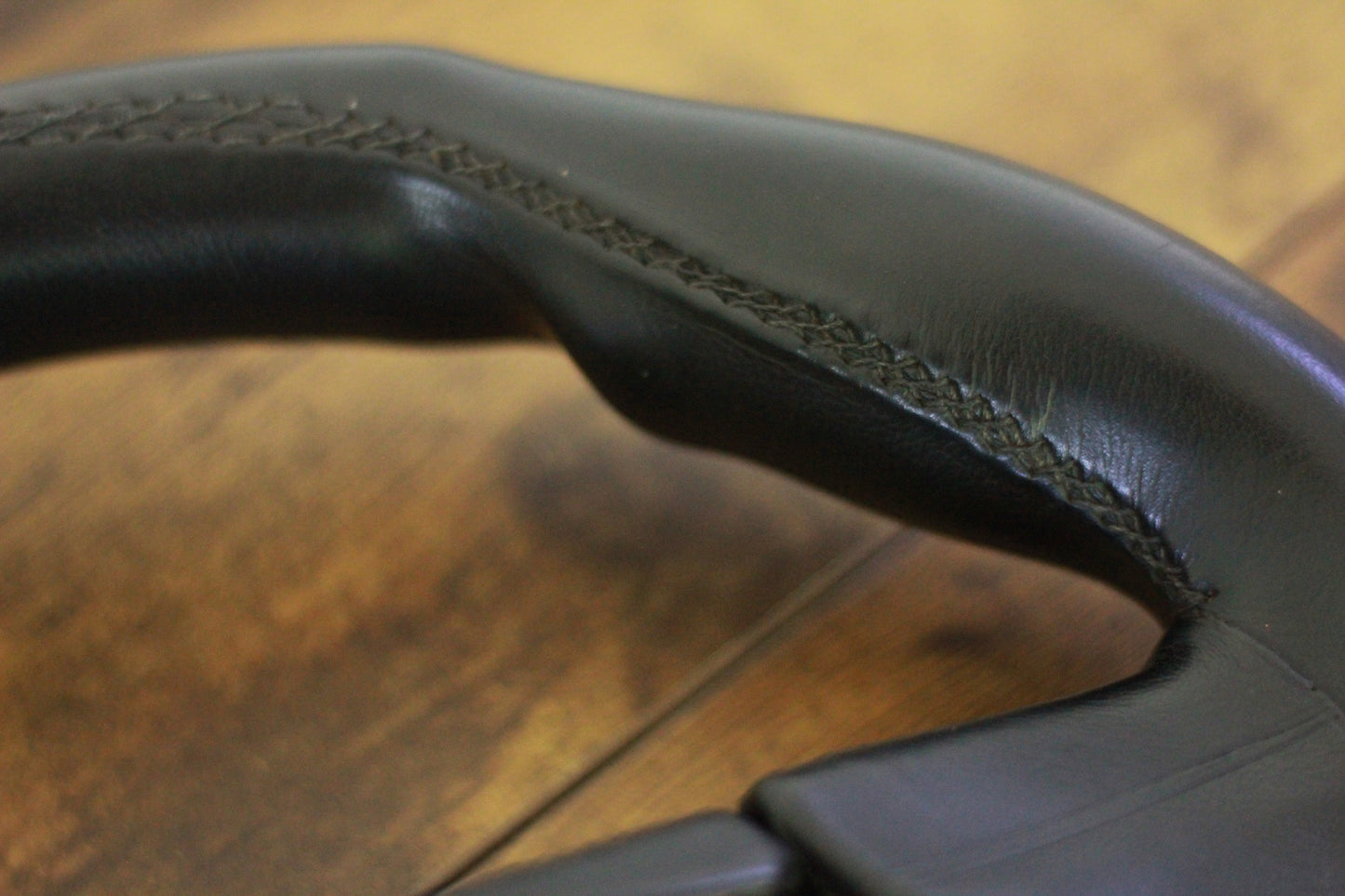 350mm Gravita Leather Steering & Wheel Horn Button - Black / Carbon