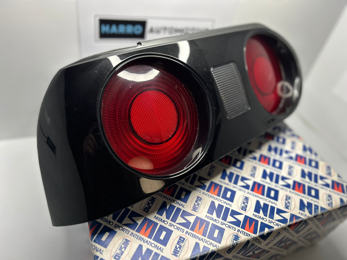 Nissan Skyline R32 Tail Light Assembly - Passenger