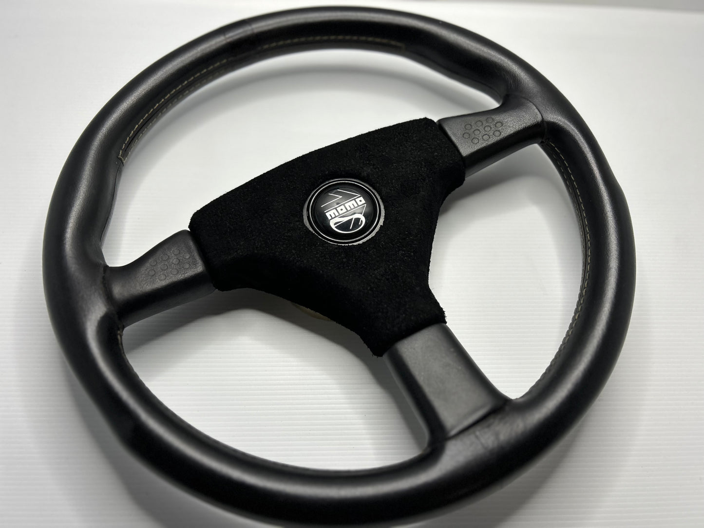 MOMO Ghibli 3 360mm Steering Wheel - Black/Leather