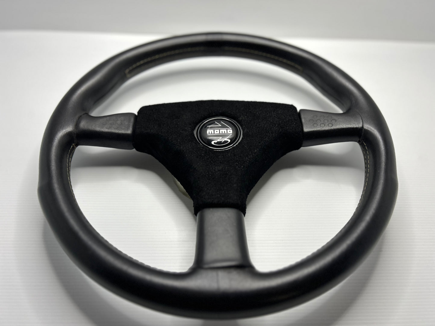 MOMO Ghibli 3 360mm Steering Wheel - Black/Leather