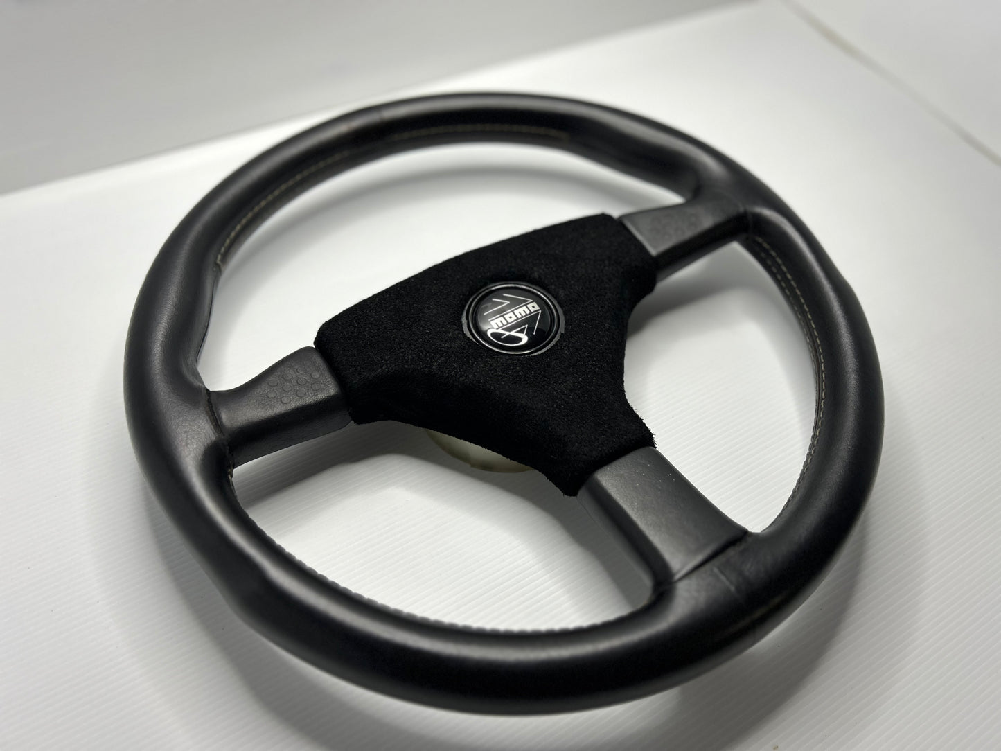 MOMO Ghibli 3 360mm Steering Wheel - Black/Leather