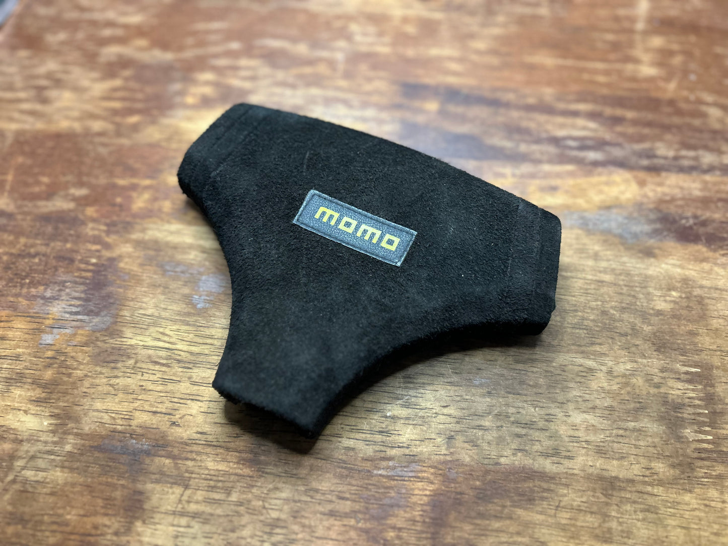 MOMO Suede centre pad to suit MOMO Cobra 3