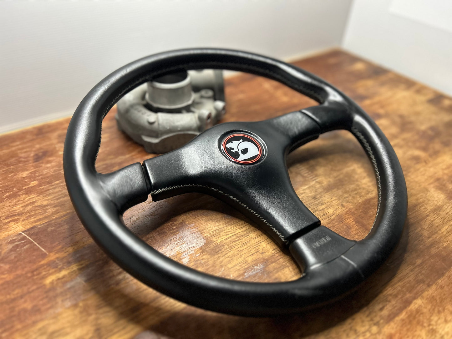 Nardi Gara 3 Leather Steering Wheel - Black/HSV
