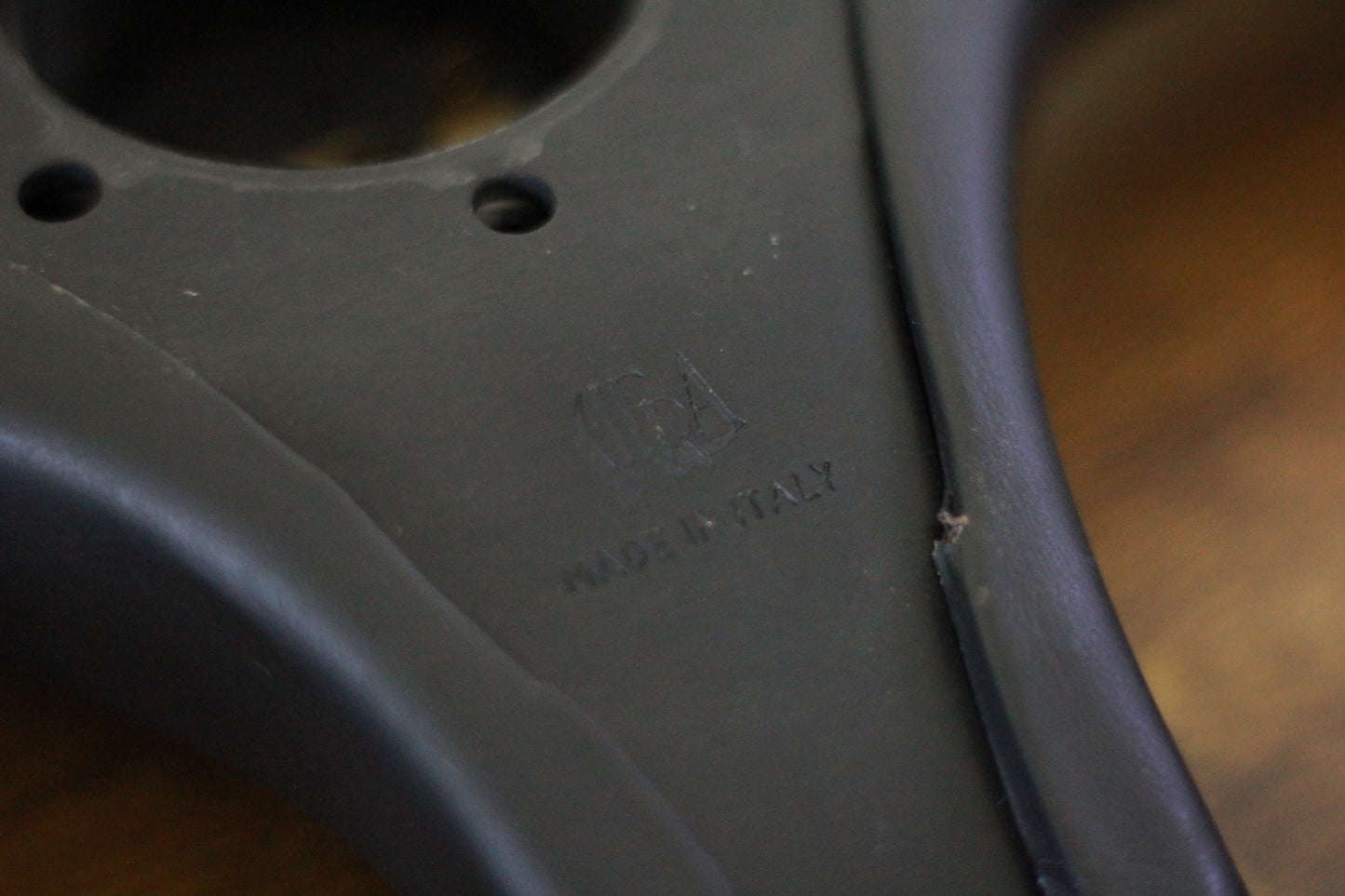 350mm Gravita Leather Steering & Wheel Horn Button - Black / Carbon