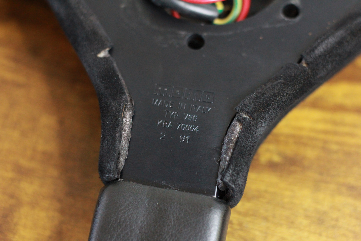 MOMO Ghibli 3 350mm Steering Wheel & Horn Pad - Black/Leather