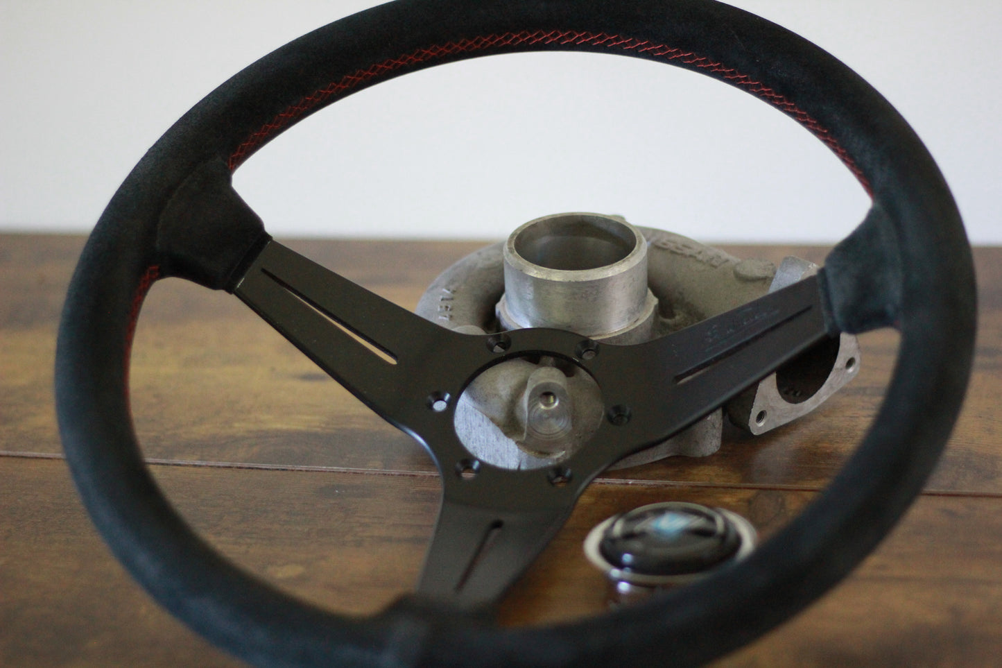 Nardi FET Deep Corn Suede Steering Wheel Horn Button 365mm - Black / Red Stitch