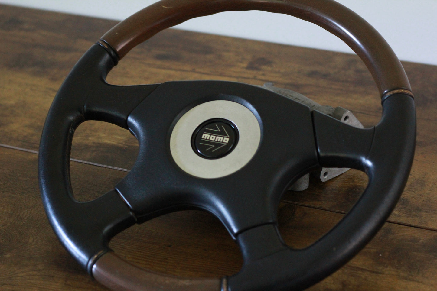 Momo Olympic 3 Leather / Mahogany Steering Wheel 360mm - Black