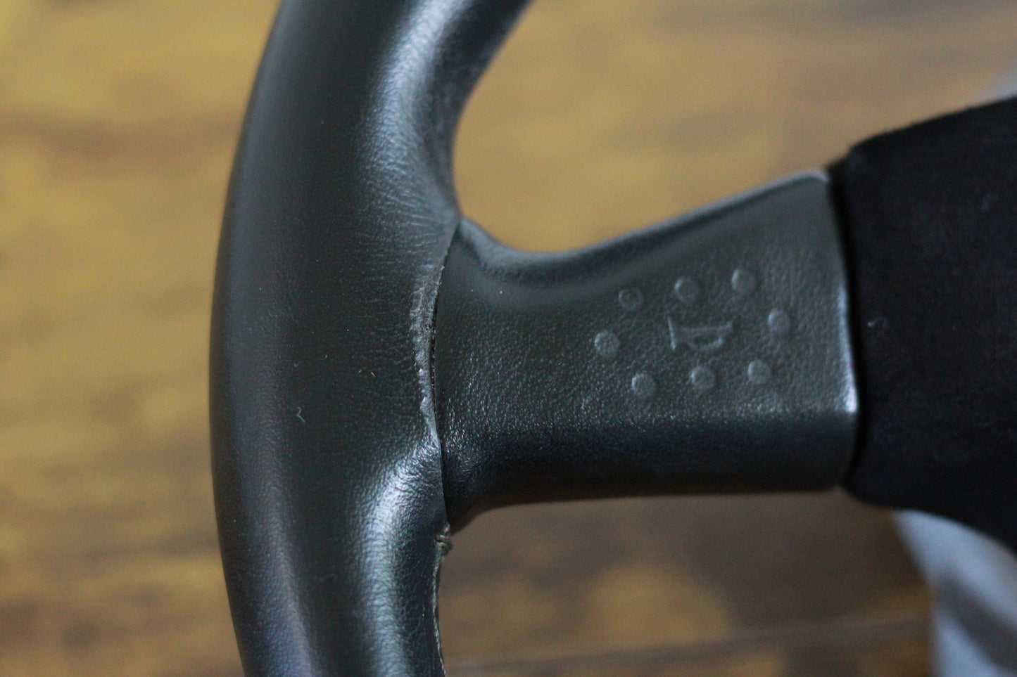 MOMO Ghibli 3 350mm Steering Wheel & Horn Pad - Black/Leather