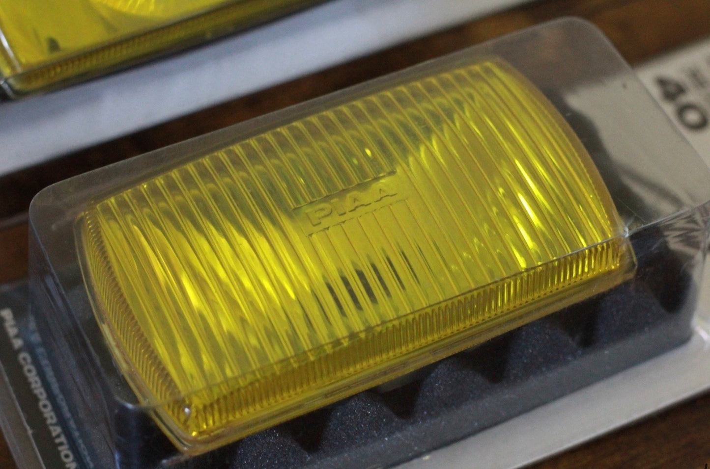 PIAA Yellow Lens Halogen Fog Light Pair - Yellow