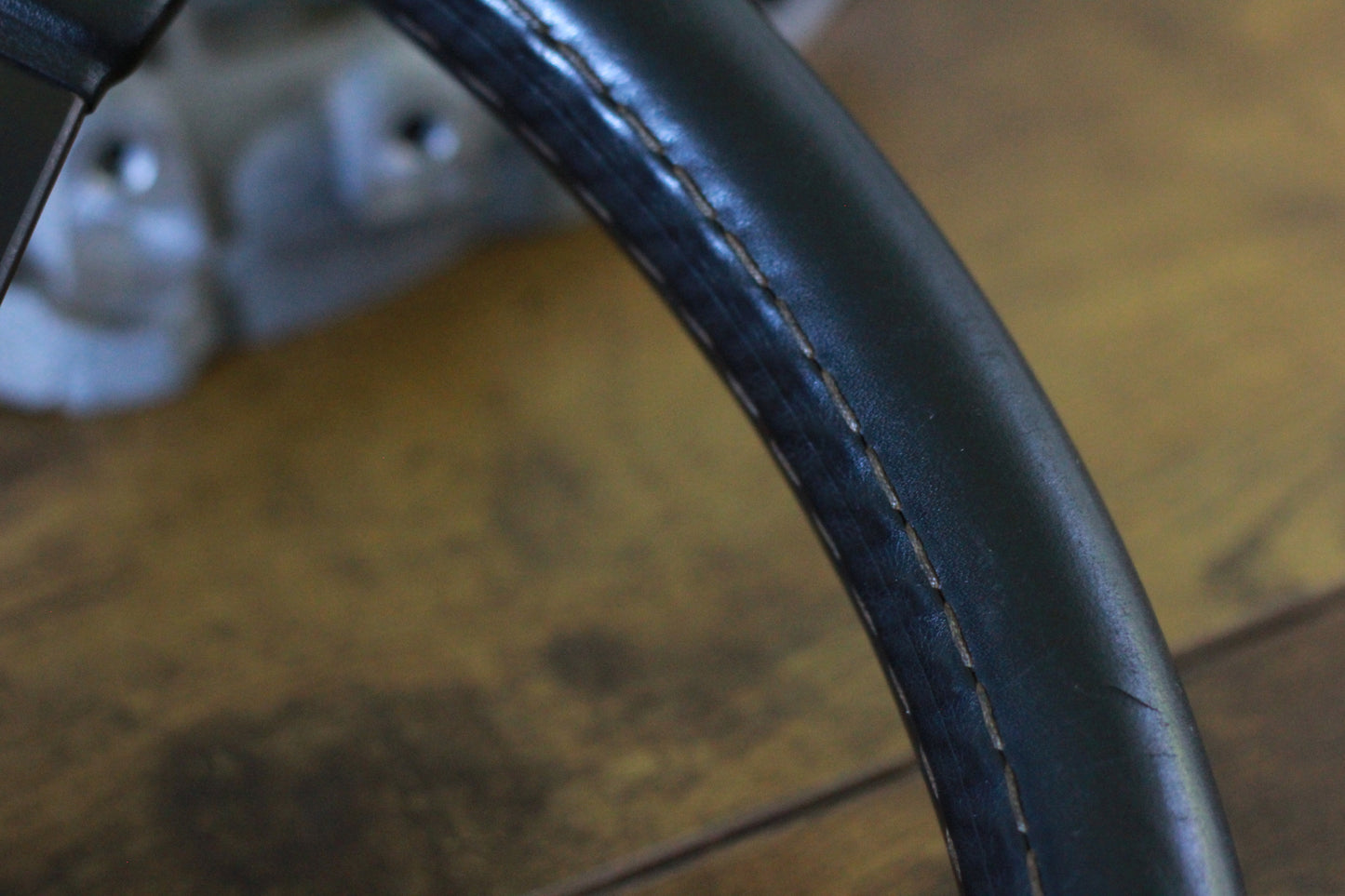 Nardi FET Classic Leather Steering Wheel / Nardi Tokyo Horn Button 365mm - Black