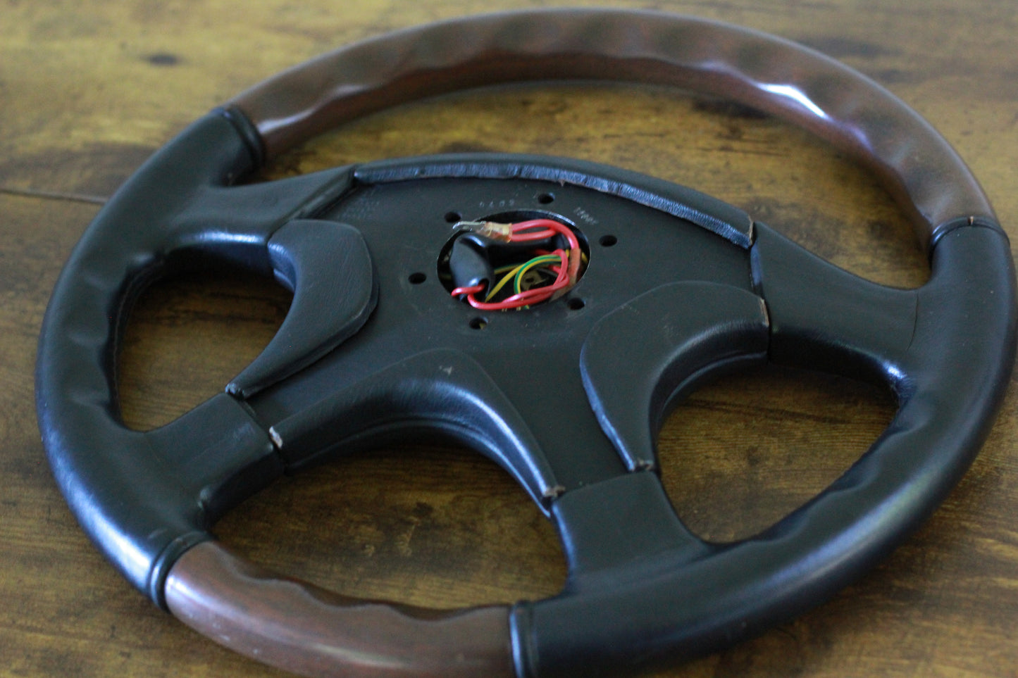 Momo Olympic 3 Leather / Mahogany Steering Wheel 360mm - Black