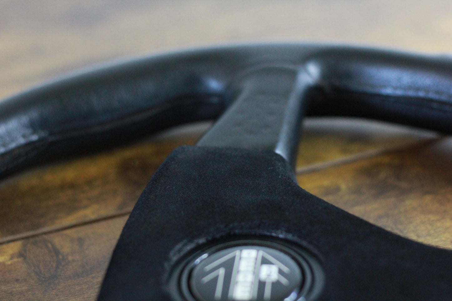 MOMO Ghibli 3 350mm Steering Wheel & Horn Pad - Black/Leather