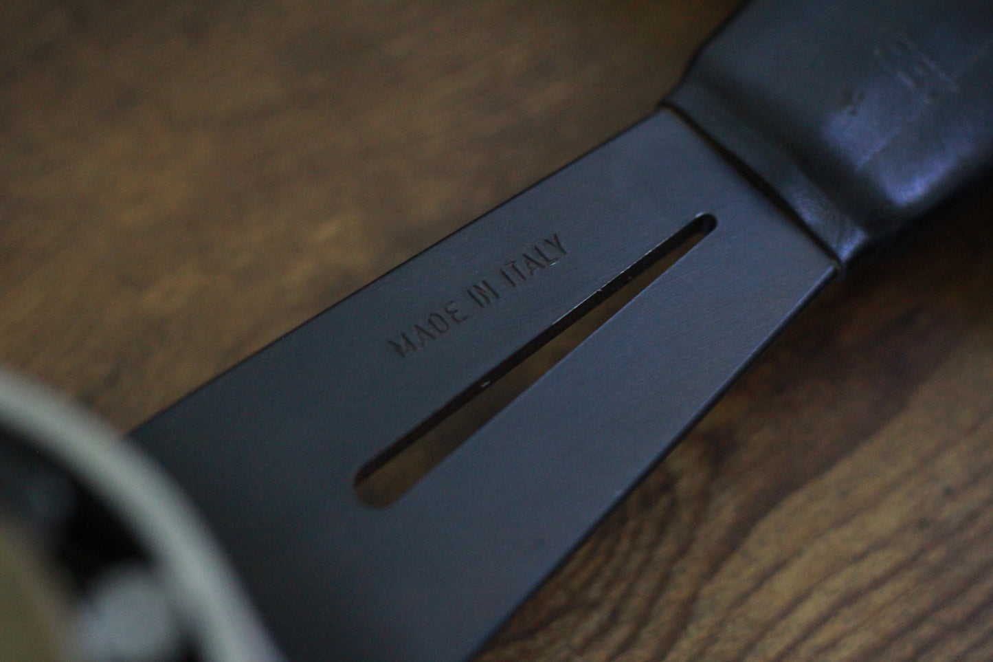 Nardi FET Classic Leather Steering Wheel / Nardi Tokyo Horn Button 365mm - Black