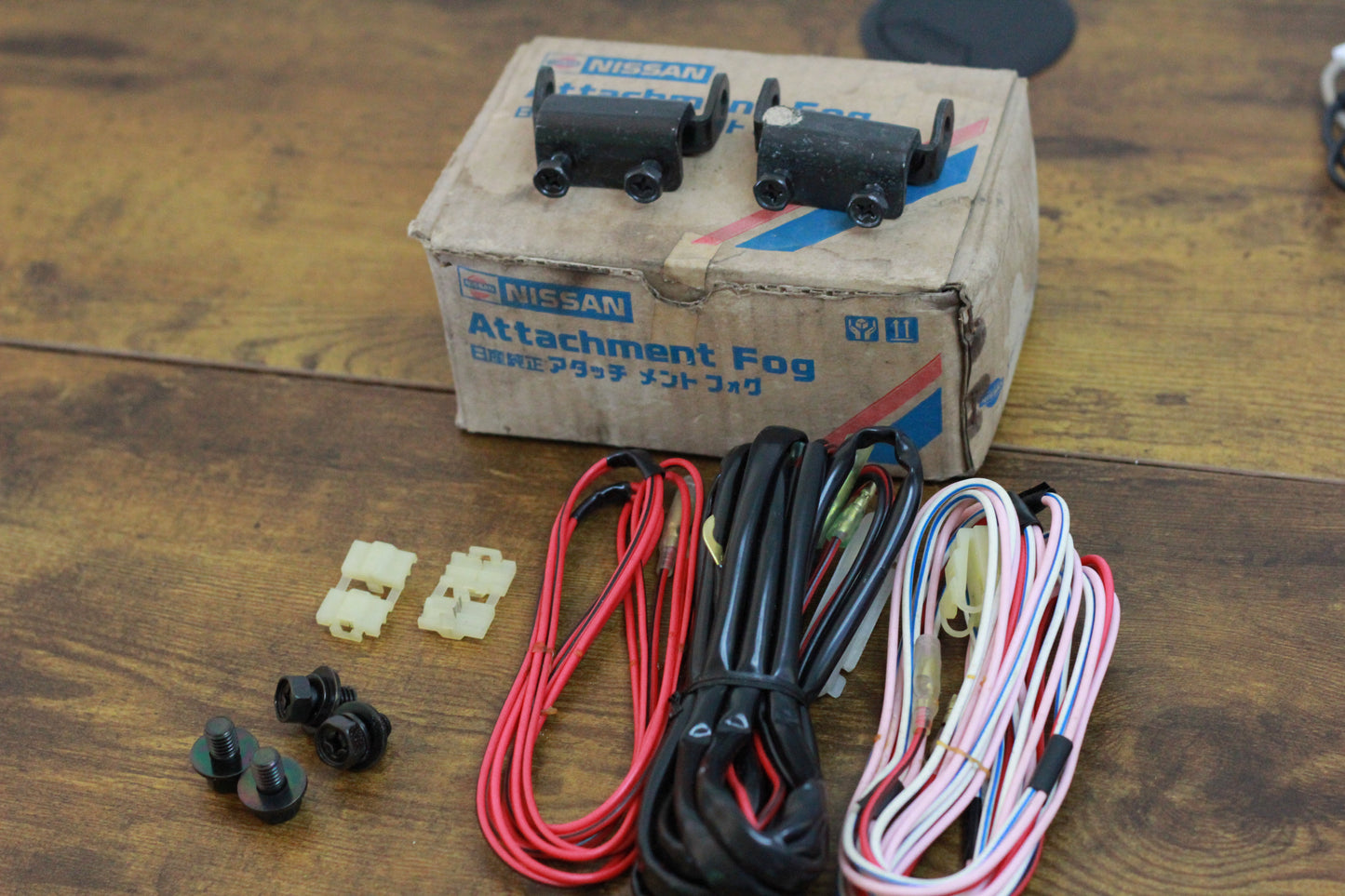 Genuine Nissan Fog Light Wiring Kit & Brackets NOS - R32 180sx
