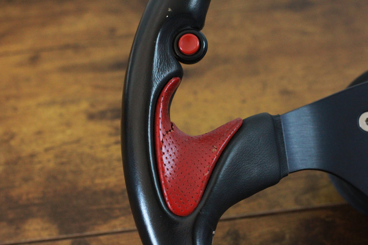 Victor Design Leather Steering Wheel - Black / Red