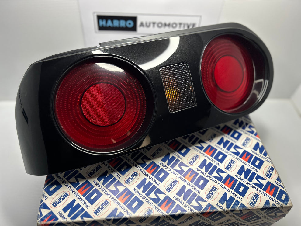 Nissan Skyline R32 Tail Light Assembly - Passenger – Harro Automotive