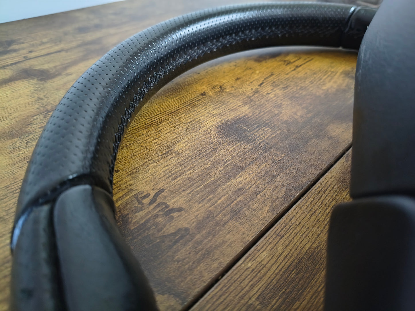 GDA / BL5 WRX MOMO Leather Steering Wheel - Black